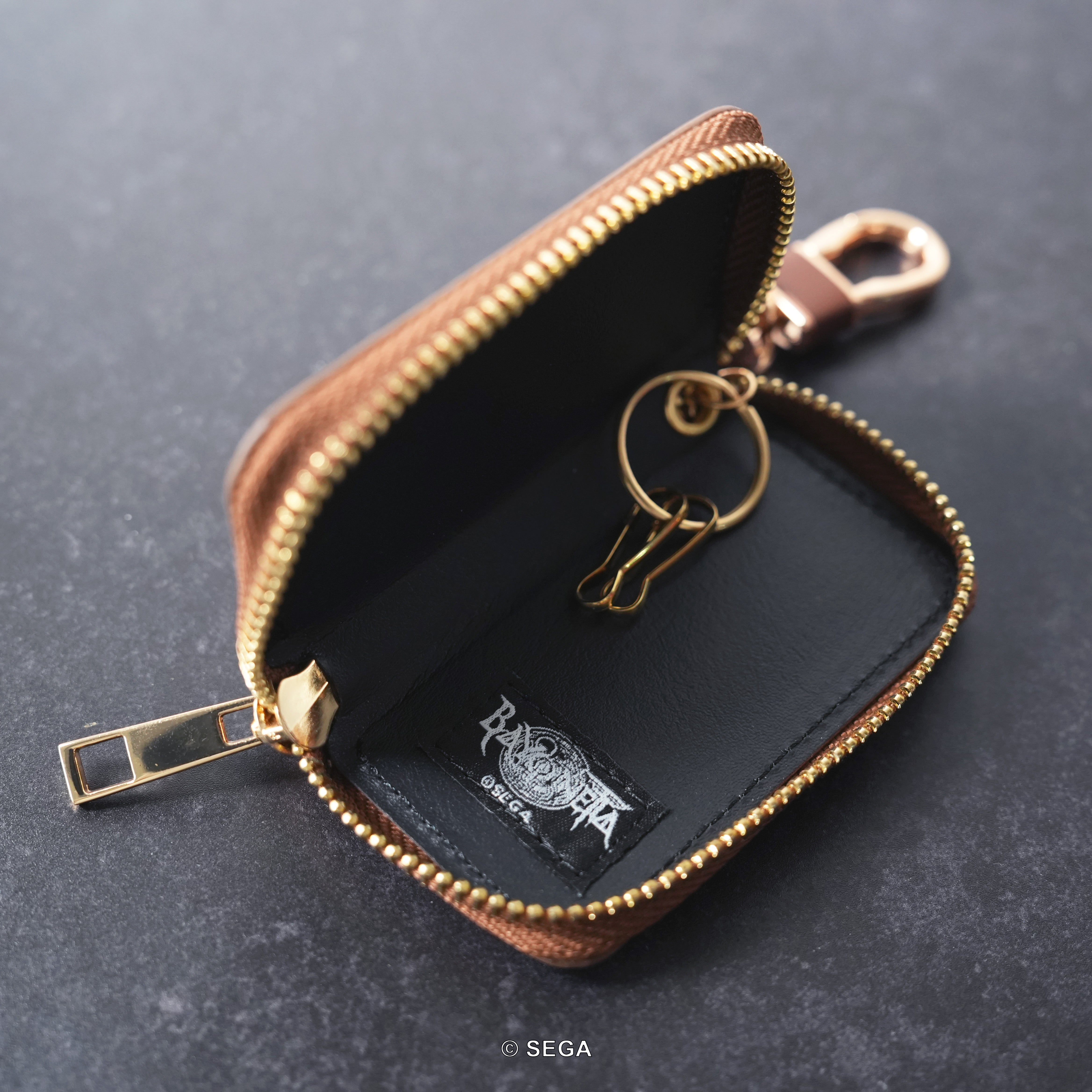 Bayonetta The Gates of Hell x IIJAN Keycase
