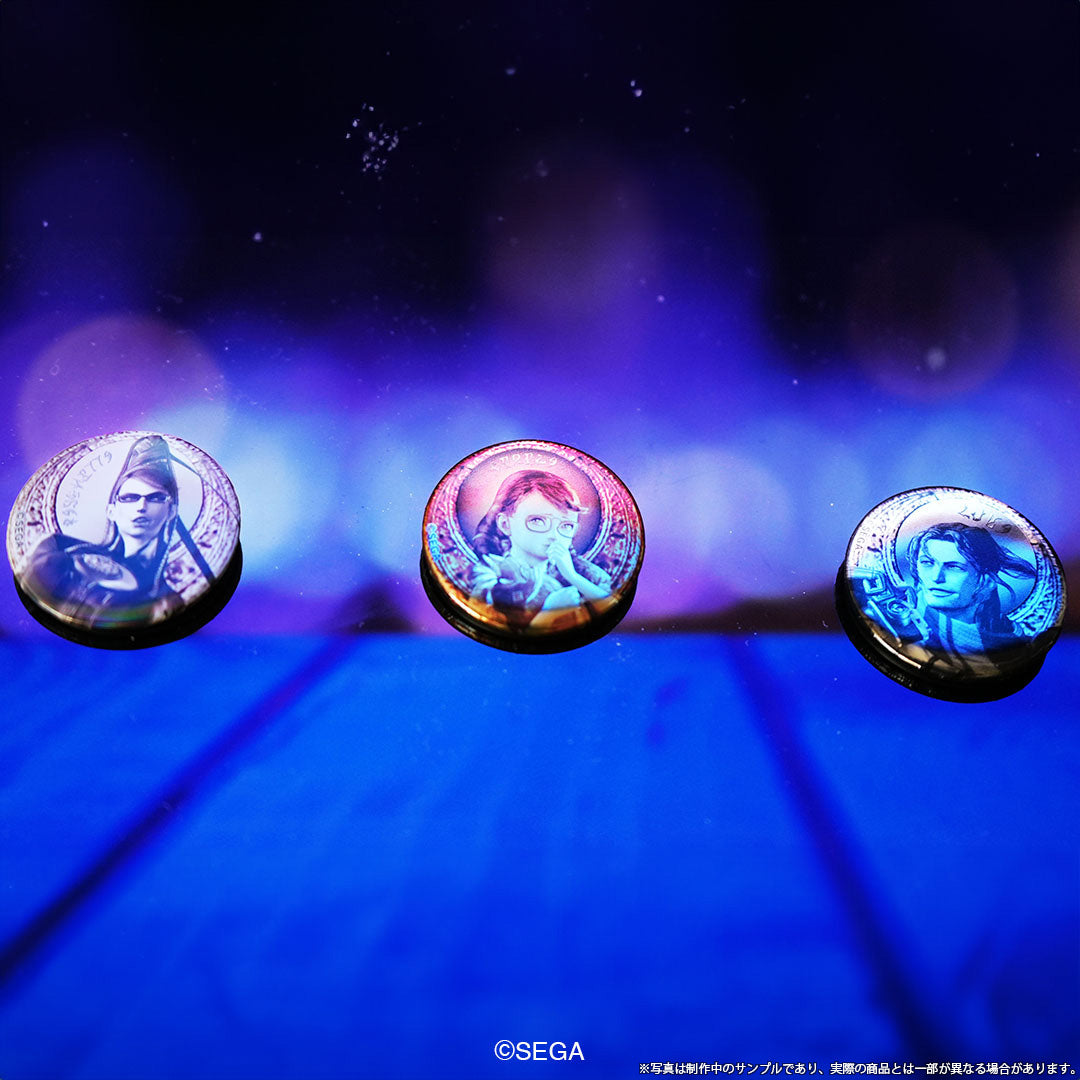 蓓優妮塔 評級金牌風襟章(8款隨機獲得1款)